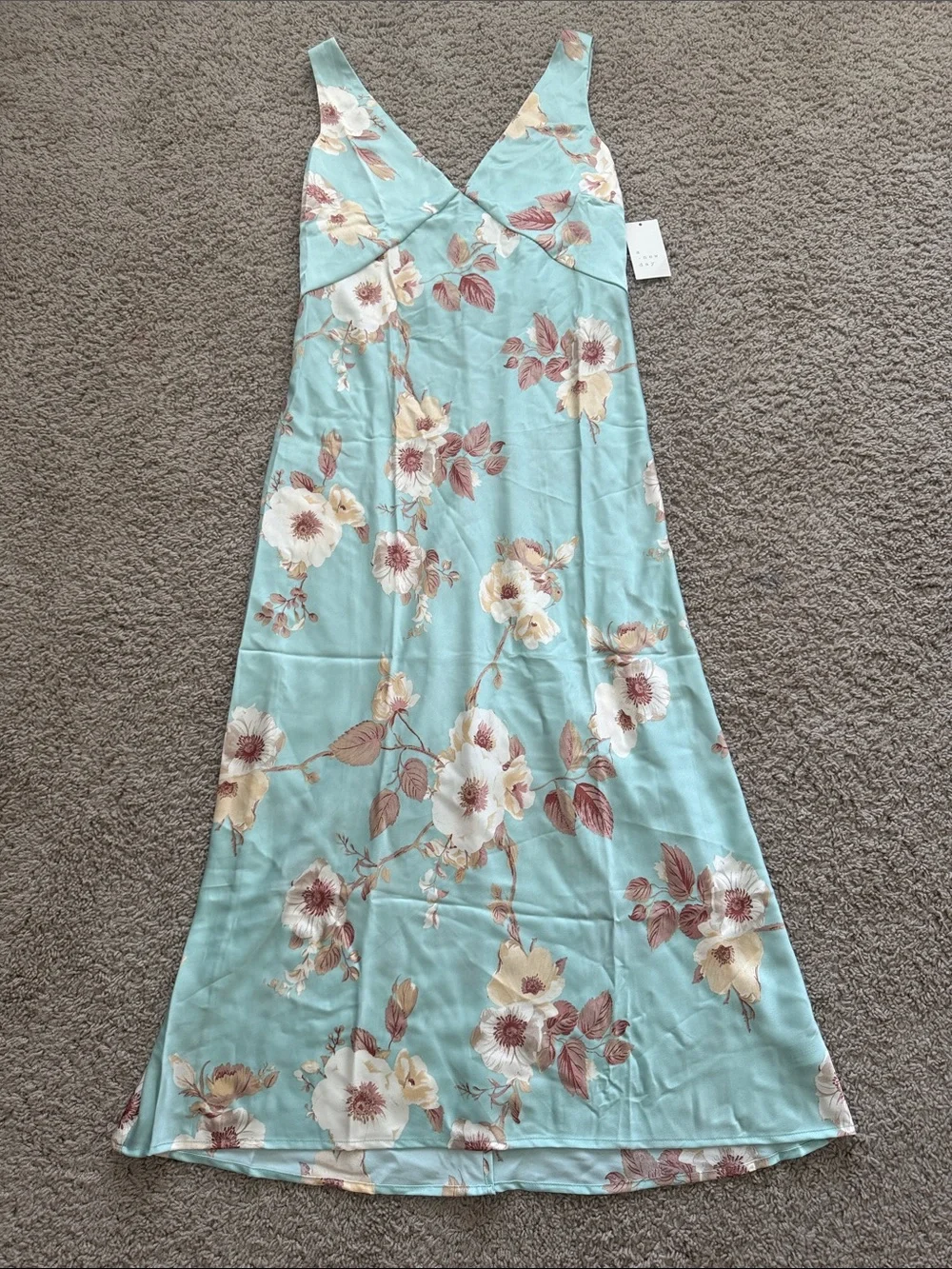 D255 NWT A New Day Floral Satin V Neck Maxi Slip Dress - Size: Large